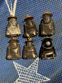 Different stone buddhas