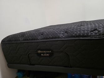 BeautyRest Black Full Size Bed