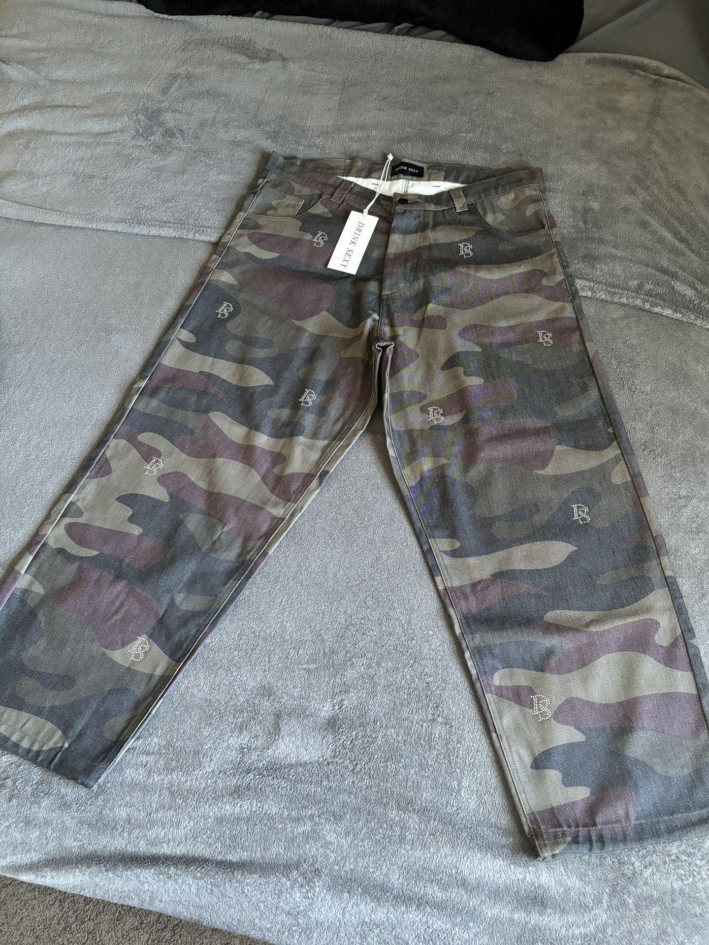 Drink Sexy Camo Snowboard Pants XL Baggy BSRABBIT