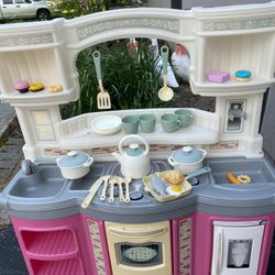 Step2 Pink & White Play Kitchen with Accessories