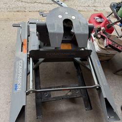 Companion BW 5th Wheel Hitch