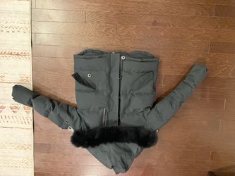 gray moose knuckle size small