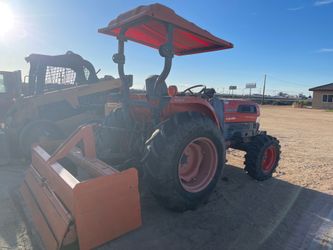 2005 Kubota Tractor L3130