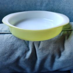 Pyrex Lime Green Baking Dish