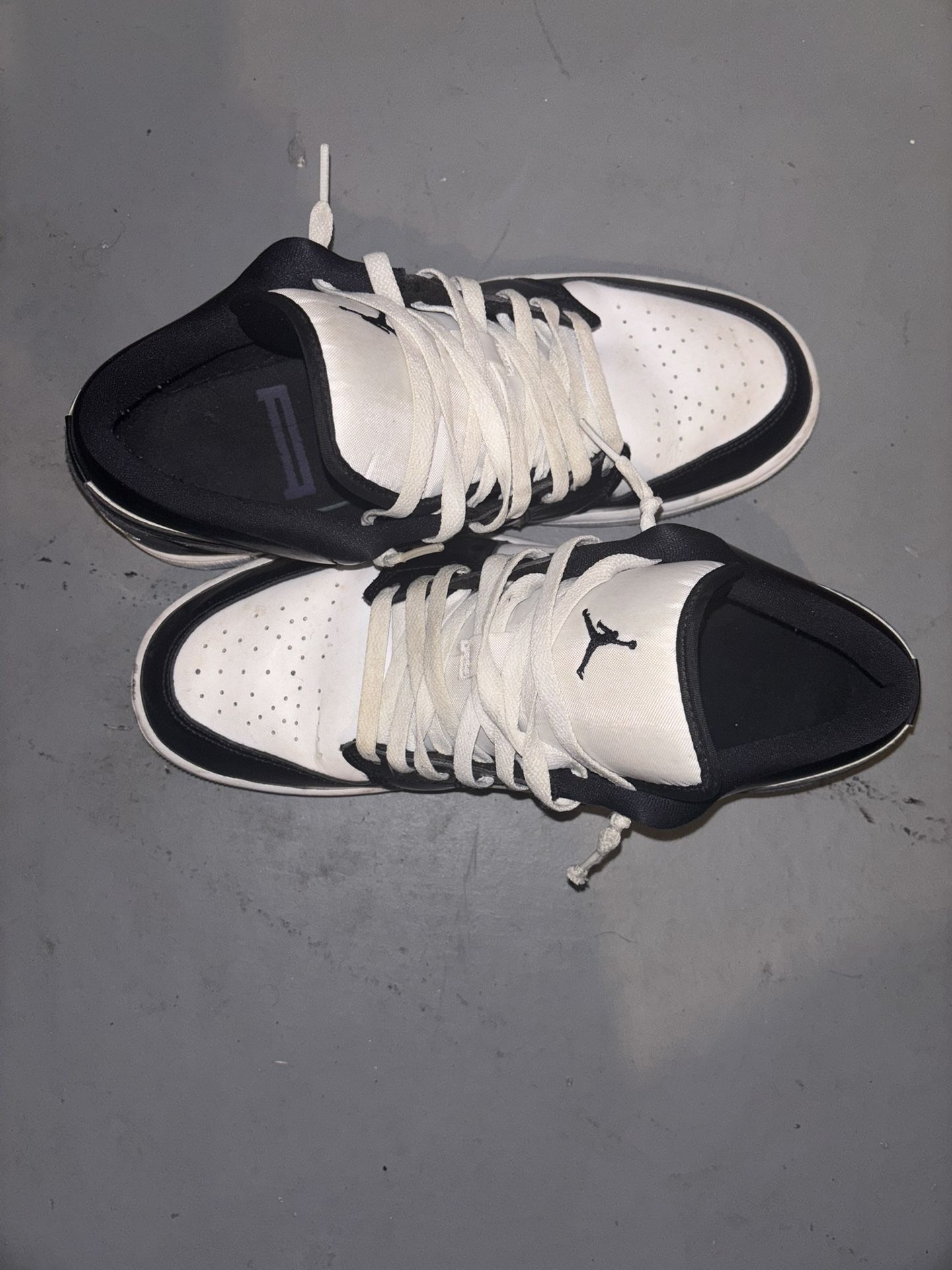 Air Jordan 1 Low OG “Black and White” (Panda) Men’s Size 11