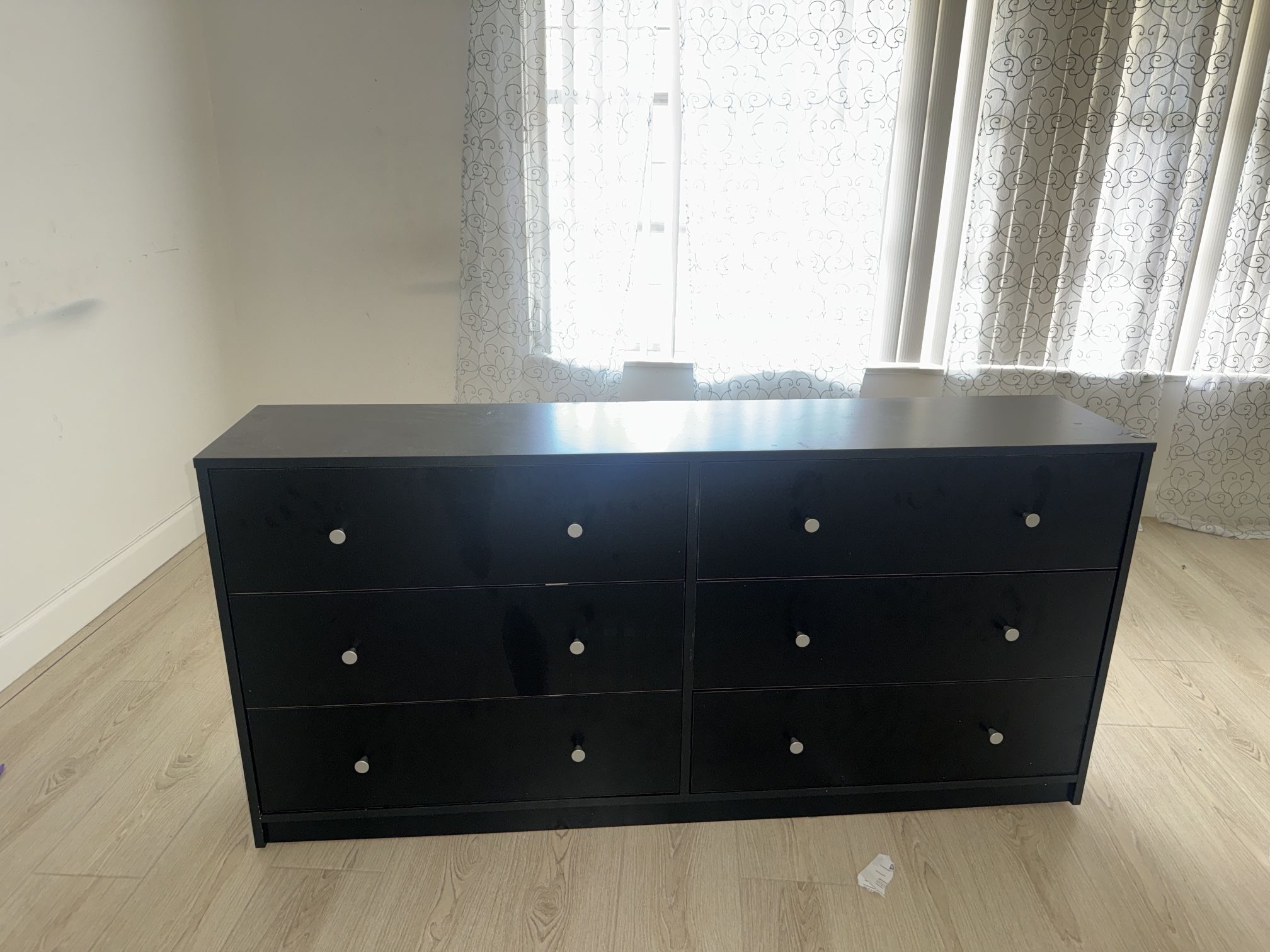 6 Drawer Dresser