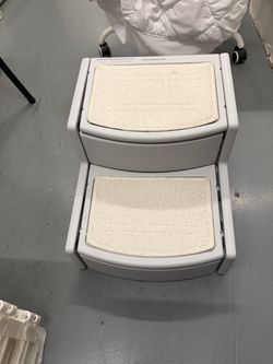Pet Gear Easy Step II Dog Stairs – Gray – Removable Carpet Treads