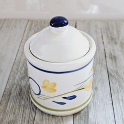 4.5" Ceramic Stoneware Kitchen Canister Jar with Floral Motif and Matching Lid Blue Yellow Green Flower Design Pattern.

Pre-owned in excellent clean 