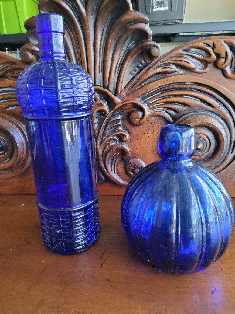 Vintage Colbalt Blue Glass 2pc