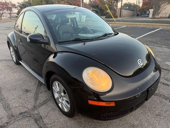2010 Volkswagen New Beetle