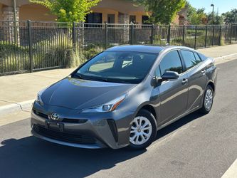2021 Toyota Prius Hybrid
