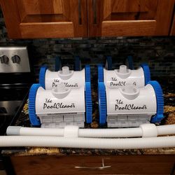 The pool cleaner Hayward 4 wheel