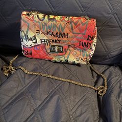 Graffiti Effect Medium Quilted Turn-Lock Shoulder Bag
