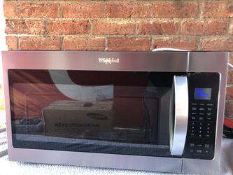 Whirlpool 1.9 cu. ft. Over the Range Microwave in Fingerprint Resistant Stainless Steel with Sensor Cooking