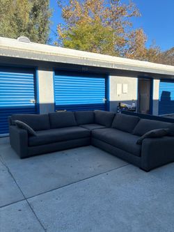 Down feather, dark gray sectional couch 🛻 delivery available🛻