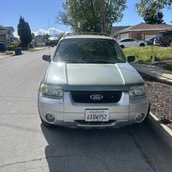 2005 Ford Escape Hybrid 