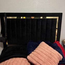 Full bed frame black and gold with mattress