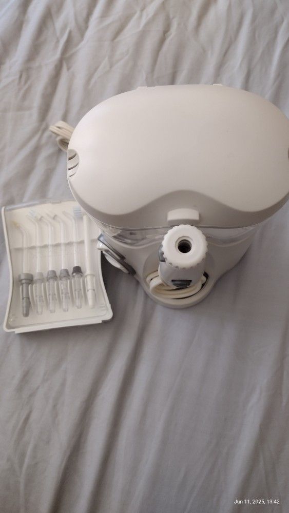 Waterpik Ultra Plus and Nano Water Floss Tooth care set New
