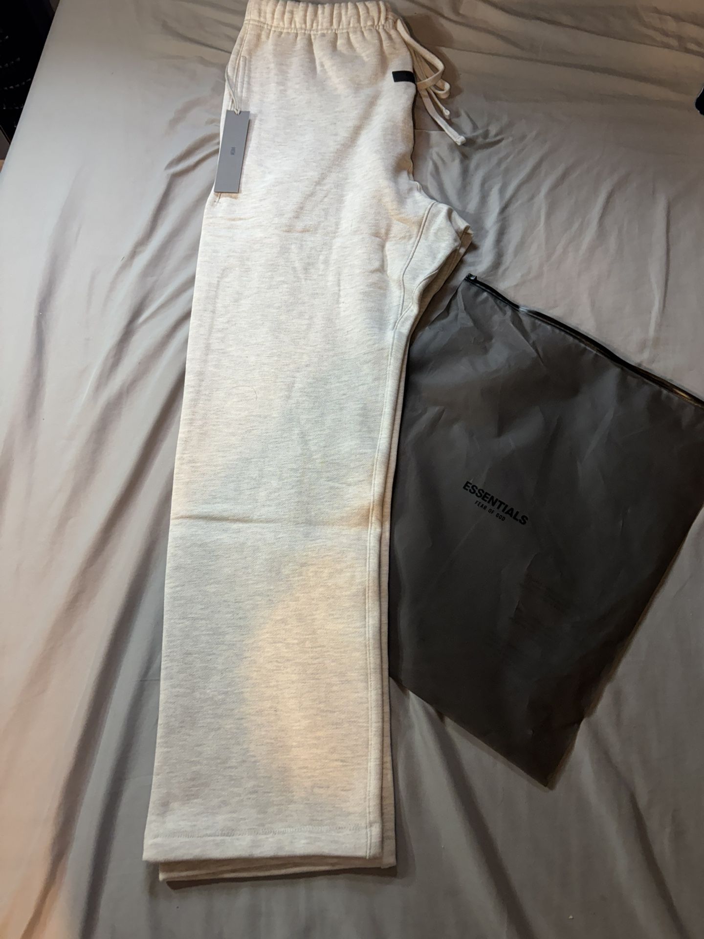 Men’s Essential Sweats