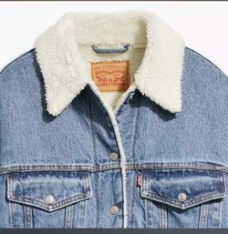 Levi's Womens '90s Sherpa Trucker Jacket - A(contact info removed)1