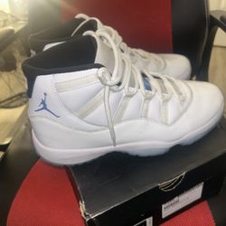Jordan 11's Legend Blue
