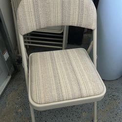 6 Folding Chairs Padded Seats And Backrest Dining Chairs