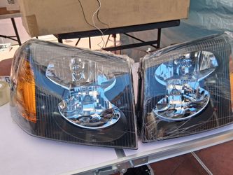 Gmc ENVOY headlights