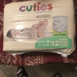 Cuties diapers Sz 2 / 42 diapers