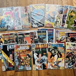 DC Comics Lot 25 Comics