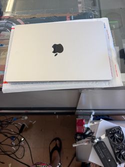 🔥 Apple MacBook Pro 14.2” M1 Pro – 16GB RAM – 1TB SSD – Excellent Battery