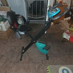 Folding Exercising Bike
