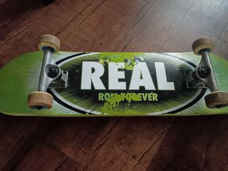 Real skateboard size 8