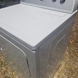 WHIRLPOOL ELECTRIC DRYER - FREE DELIVERY AND INSTALLATION 