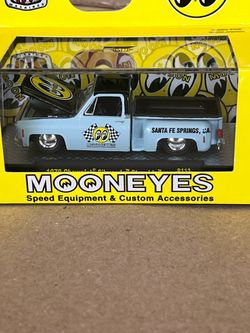 M2 Machines Mooneyes 1979 Chevrolet Silverado Stepside Truck r113