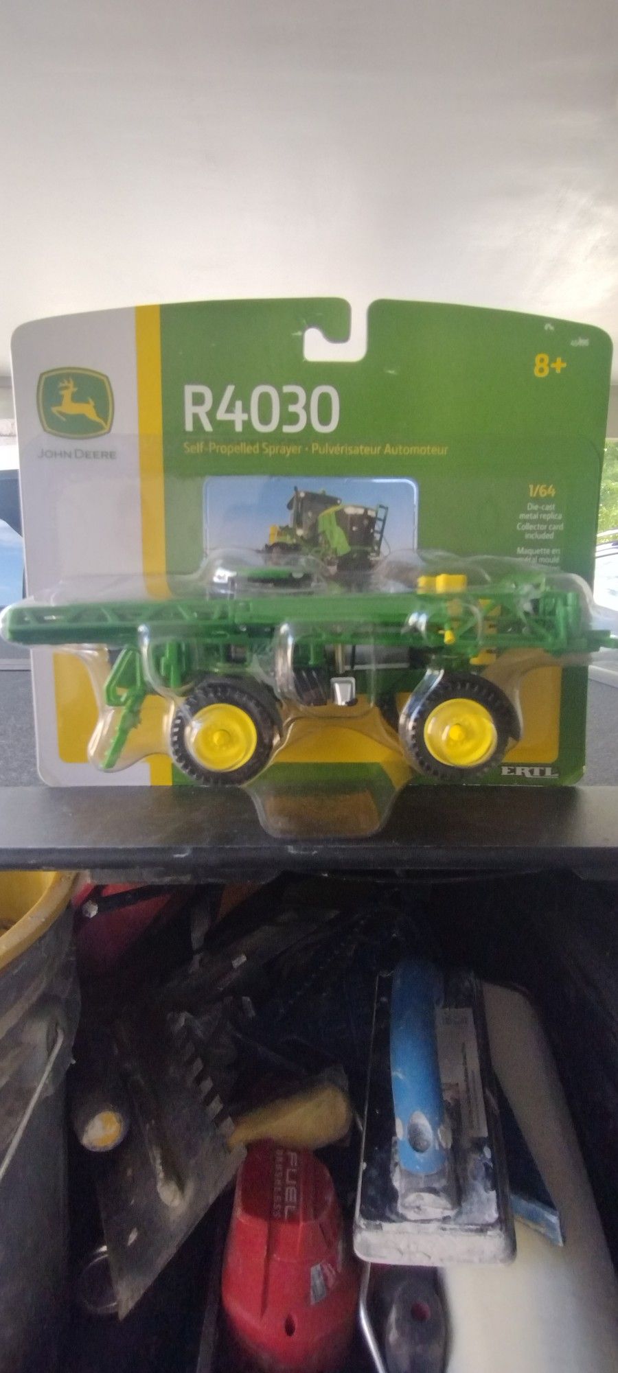 John Deere Tractor R4030 Sprayer 