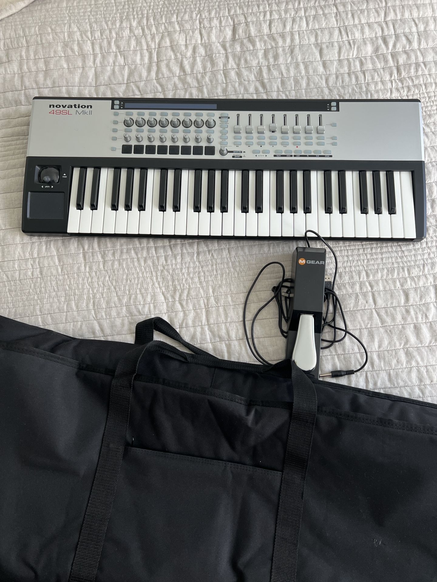 Novation 49 SL MK II