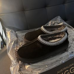 Ugg slippers