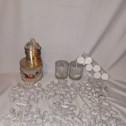 Bright And Sparkly Christmas Decor