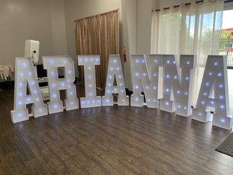 Marquee Letters