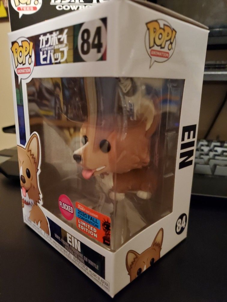 Ein Funko POP! with Tee Size XL