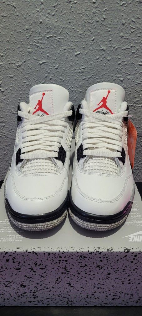 Jordan Retro 4 White Cement Size 7.5