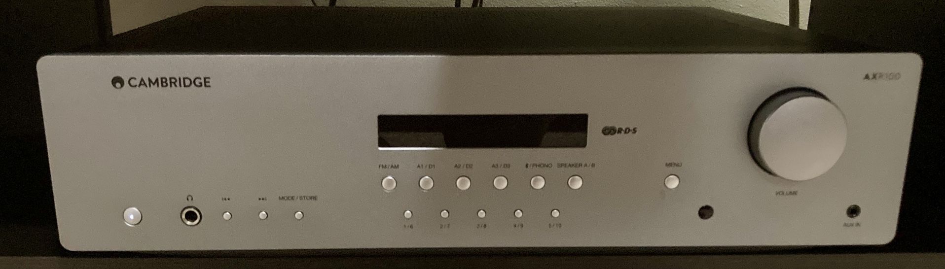 Cambridge Audio AXR100 FM/AM stereo amplifier