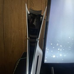 ps5 slim with controller almost brand yu new