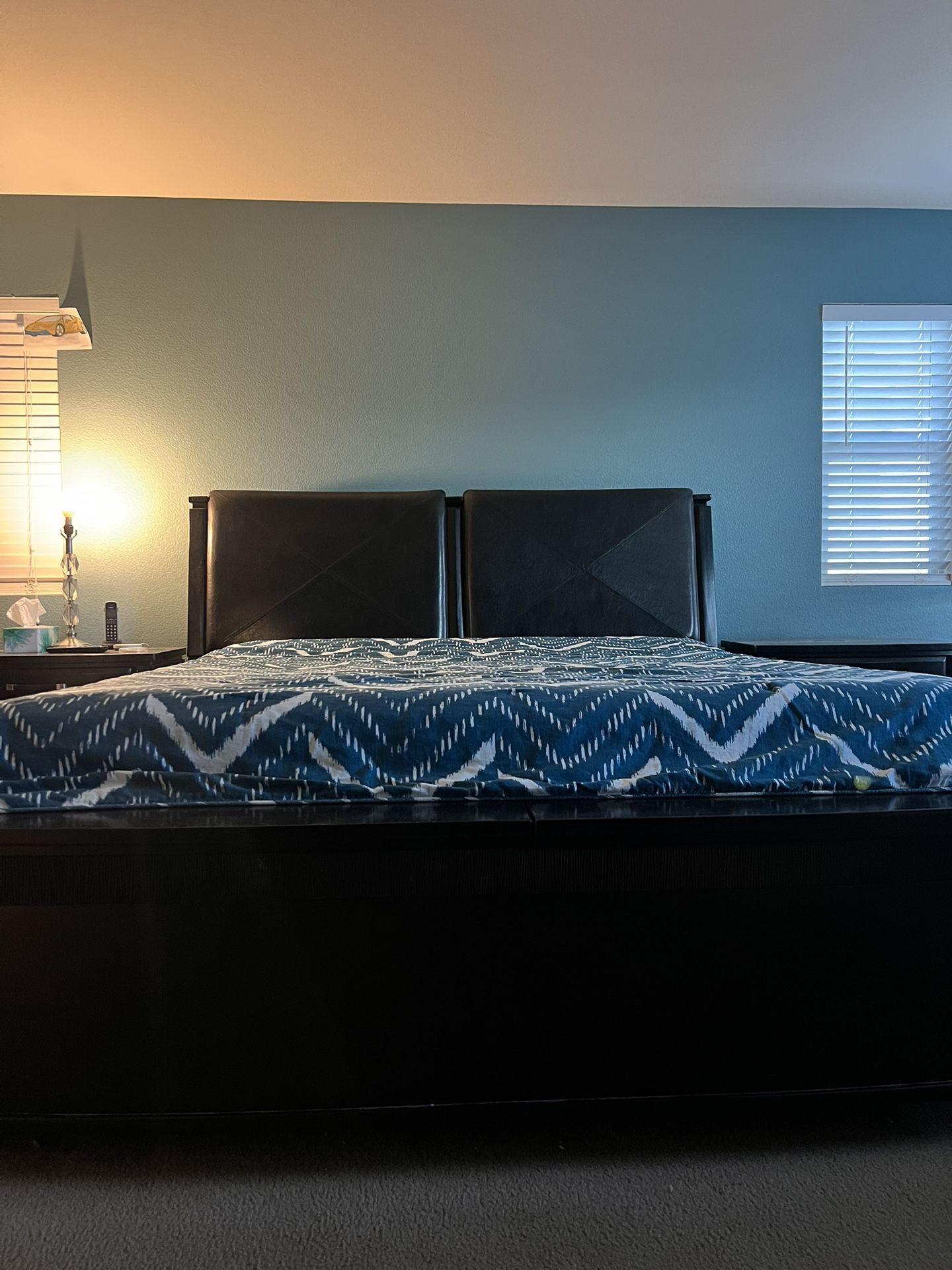 CA. King Bed Set-Ashley Furniture