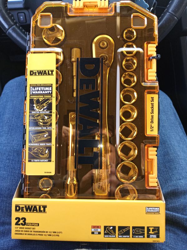 23 pc DeWalt 1/2" drive socket set. (Brand new) for Sale in Clackamas