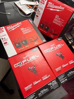Milwaukee M12 Fuel Impact Driver & Battery Starter Kit Bundle