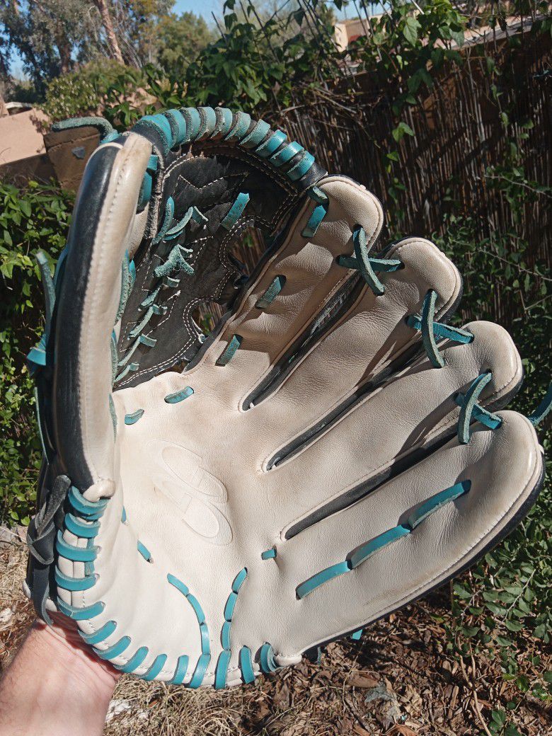 Boombah Leather Softball Glove