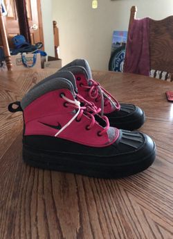 Nike kids size 3 Youth