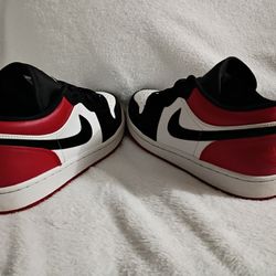 Size 10 - Air Jordan 1 Low Black Toe