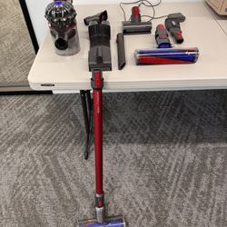 Dyson V7 Absolute – $75 – Includes All Attachments – Great Deal